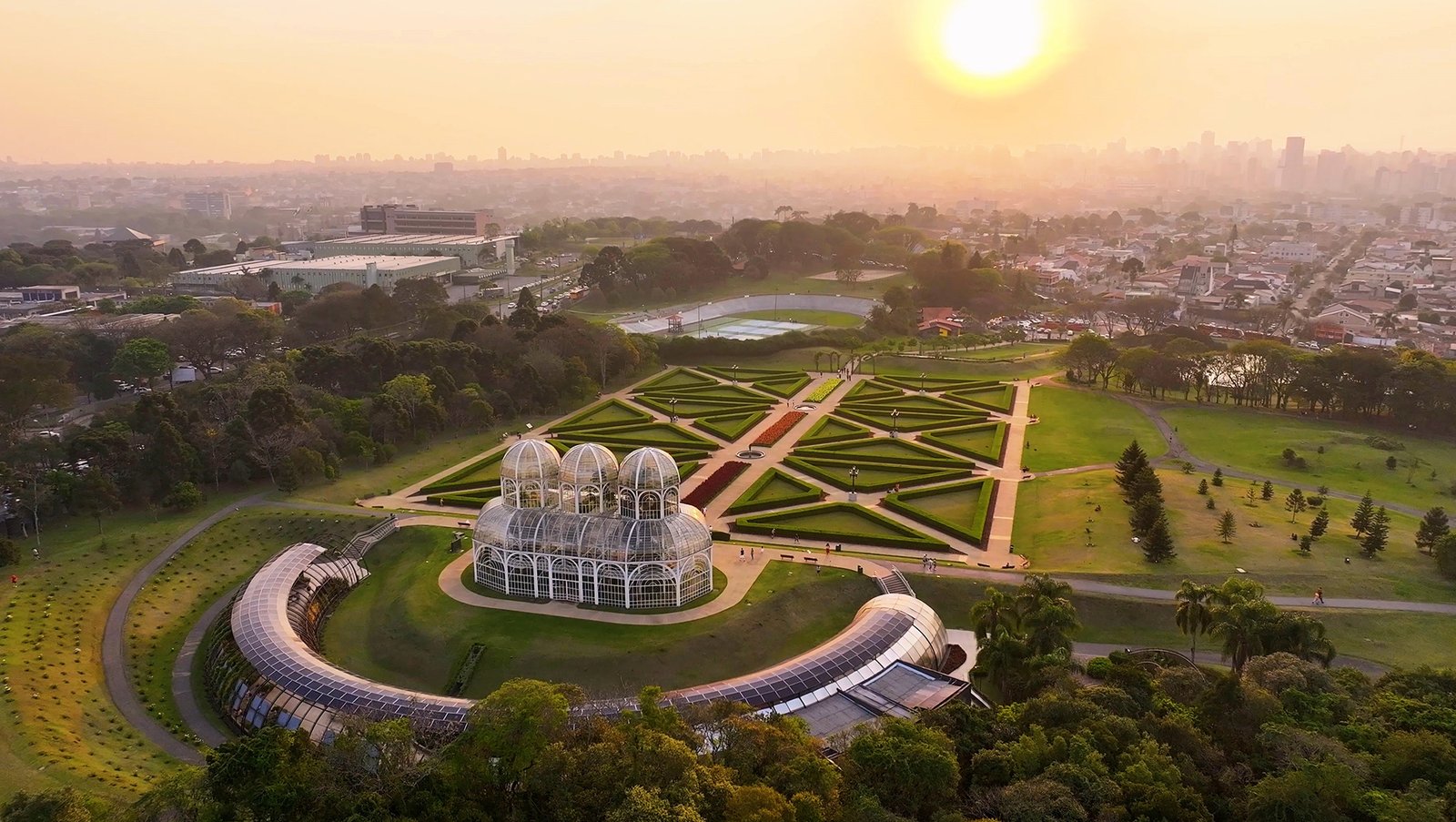 Discover Curitiba's Must-See Attractions