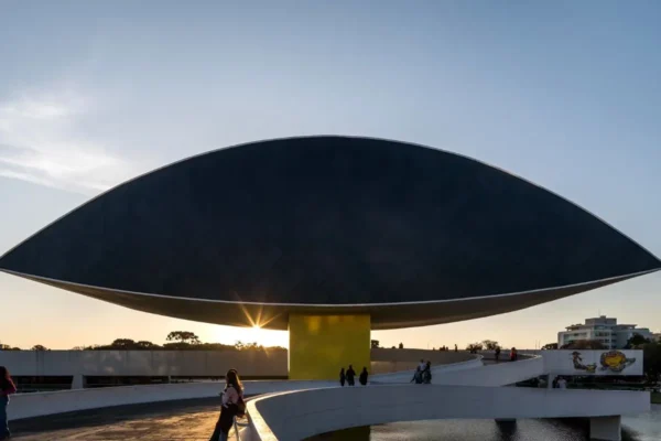 Museu Oscar Niemeyer (MON) - Museu do Olho